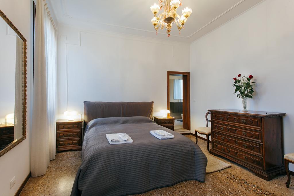 Апартаменти Residenza Dei Dogi Венеція Екстер'єр фото